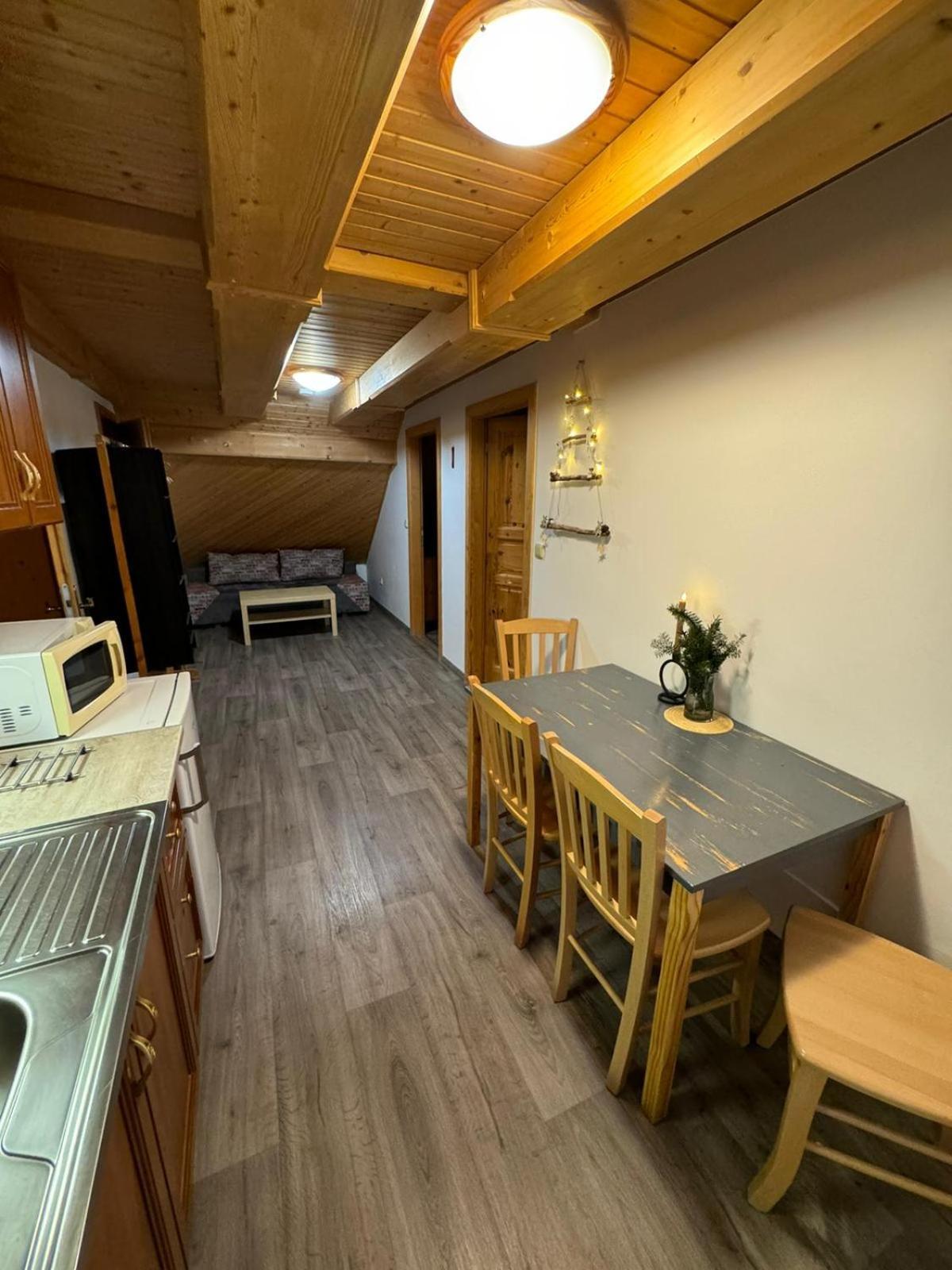 Apartmany Roudnice Jestrabi V Krkonosich Exterior foto