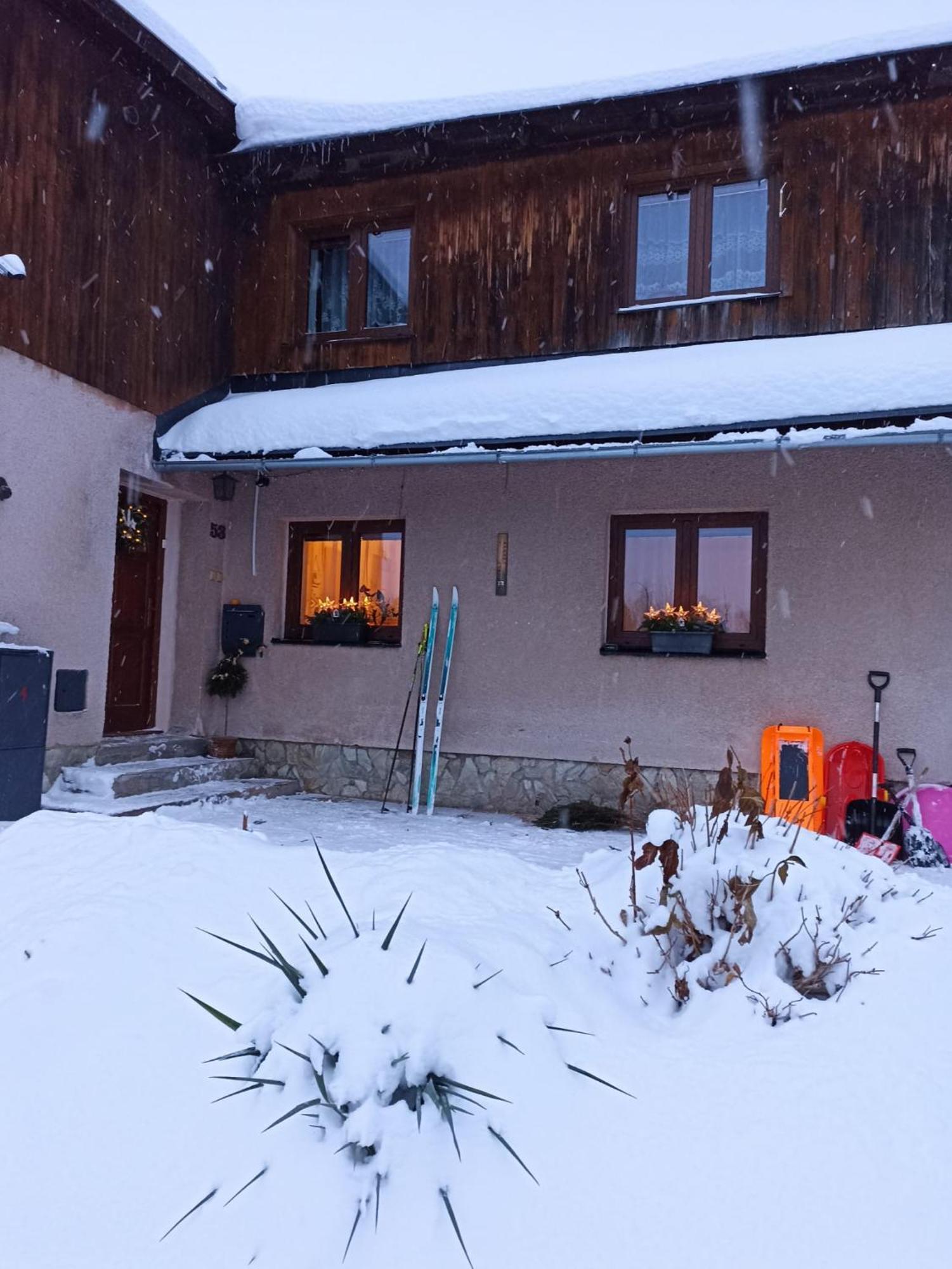 Apartmany Roudnice Jestrabi V Krkonosich Exterior foto